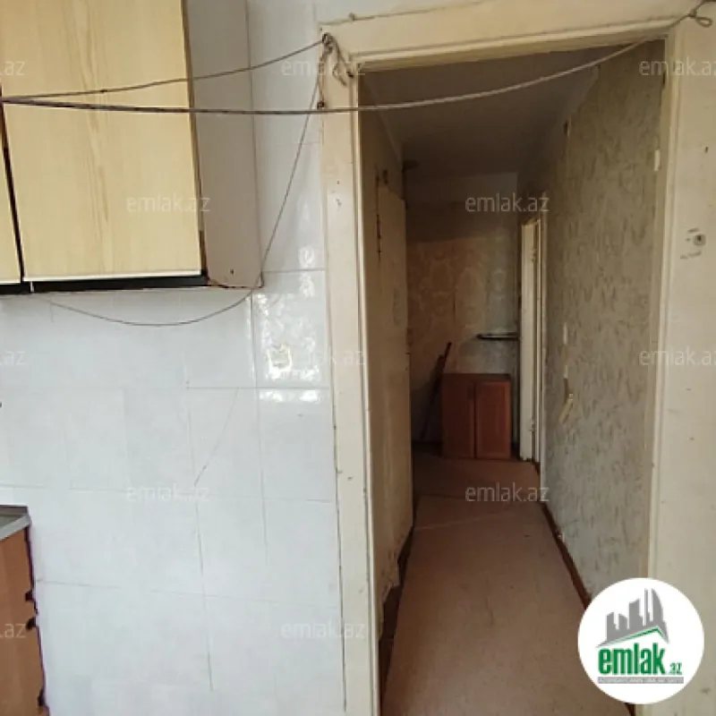 Satılır 2 otaqlı köhnə tikili 60 m²
