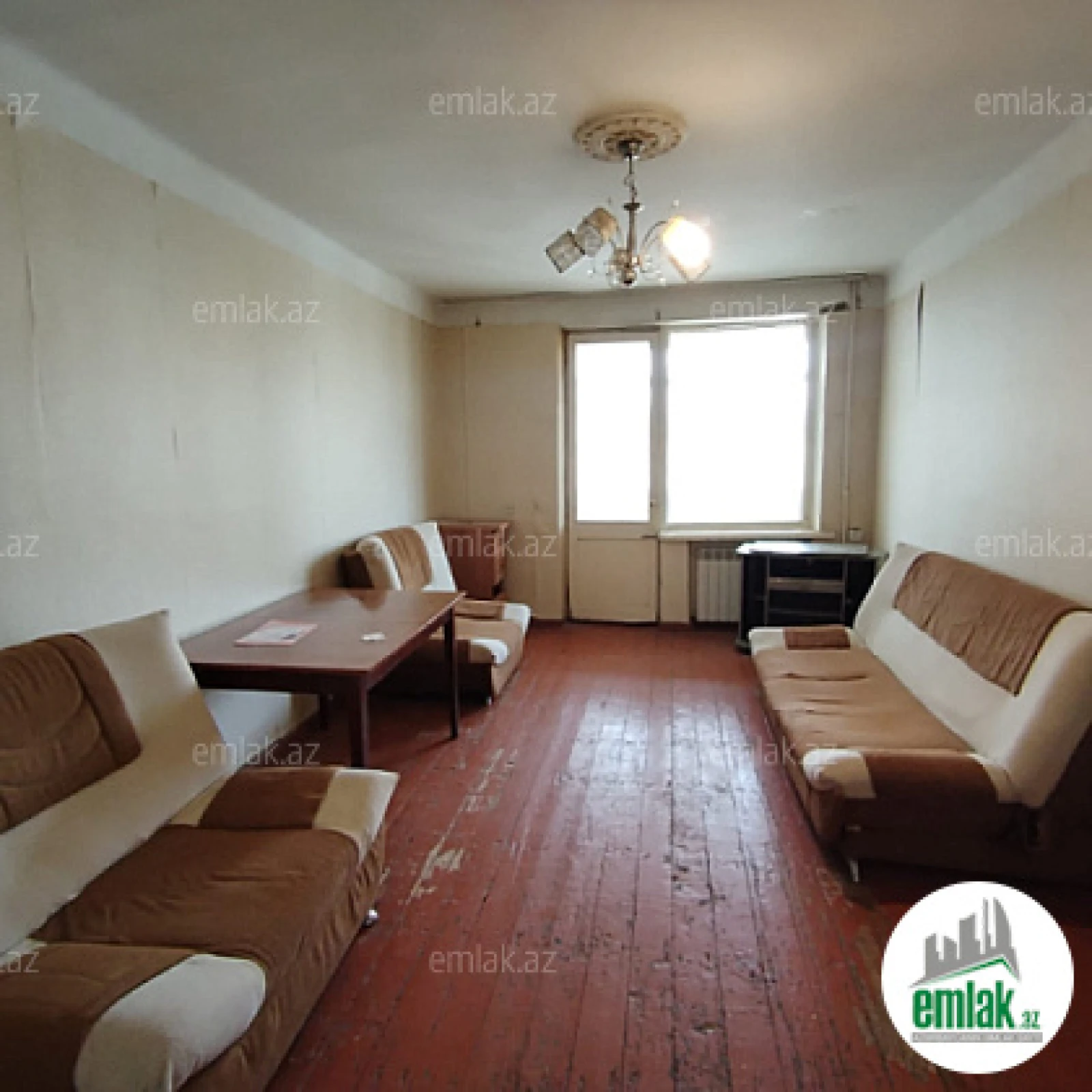 Satılır 2 otaqlı köhnə tikili 60 m²