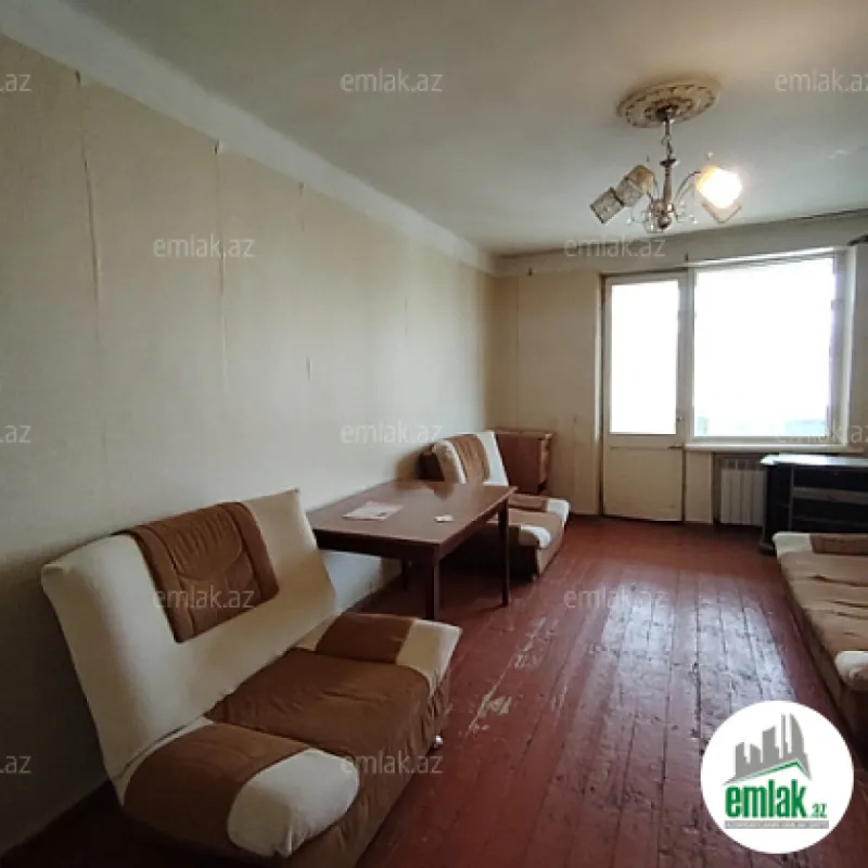 Satılır 2 otaqlı köhnə tikili 60 m²