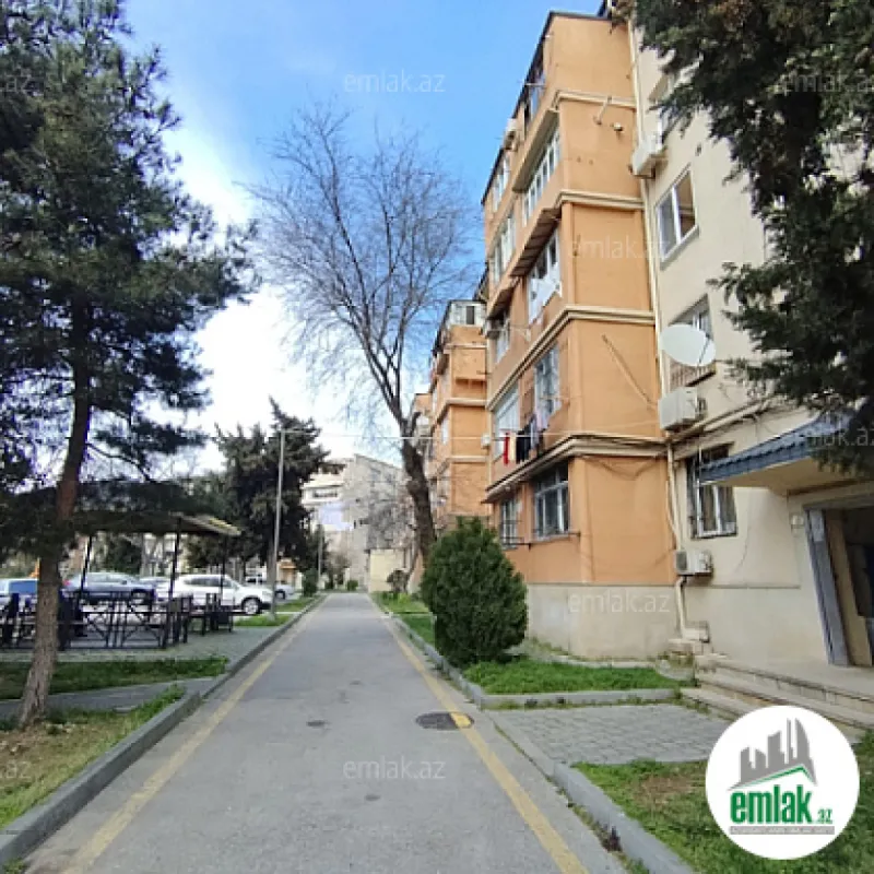 Satılır 2 otaqlı köhnə tikili 60 m²