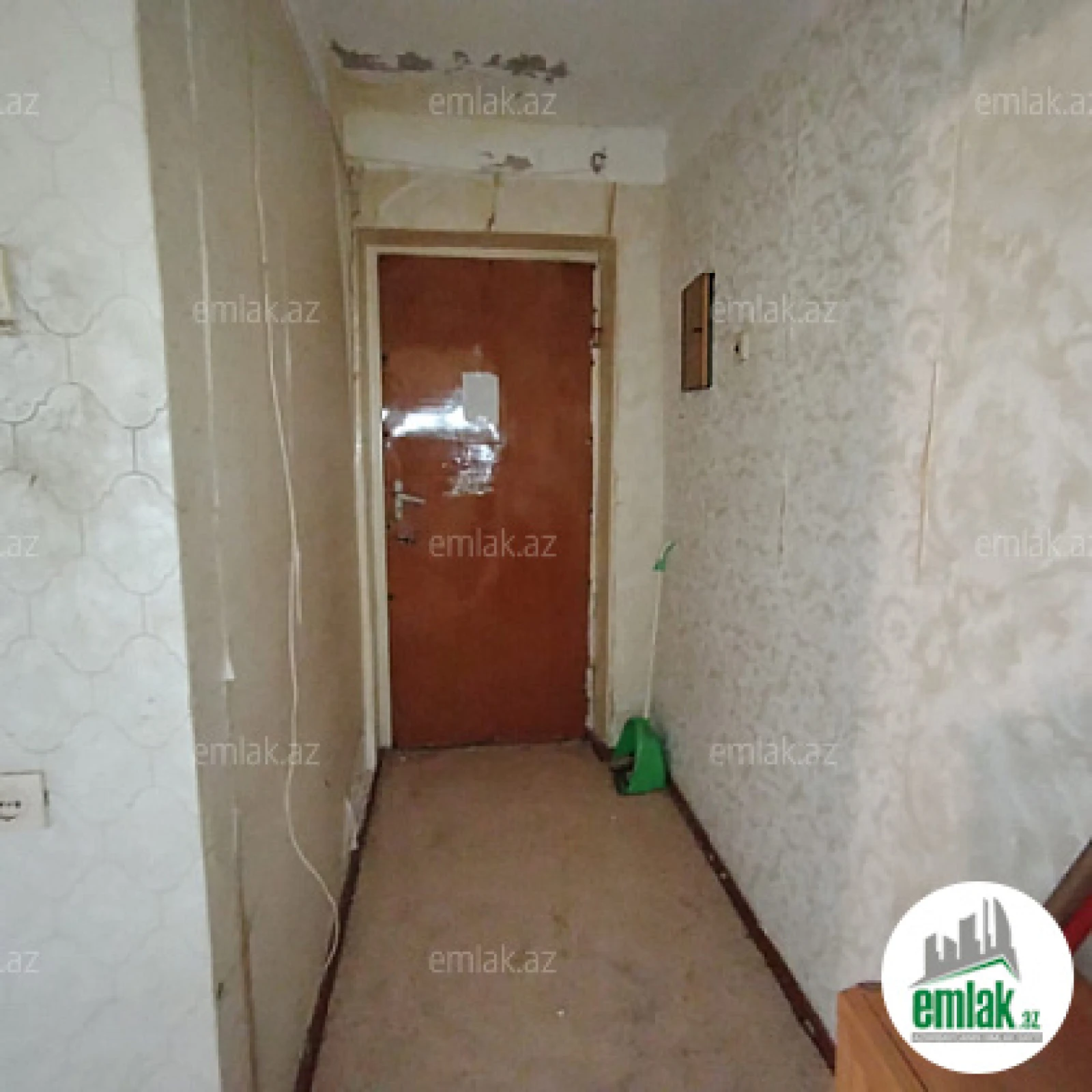 Satılır 2 otaqlı köhnə tikili 60 m²