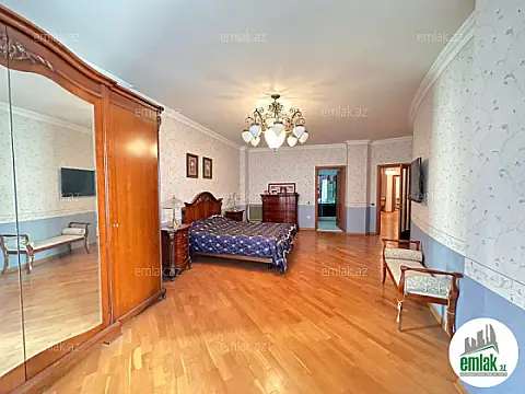 Satılır 4 otaqlı yeni tikili 240 m² — Bakı 4 otaq 240.00 m²