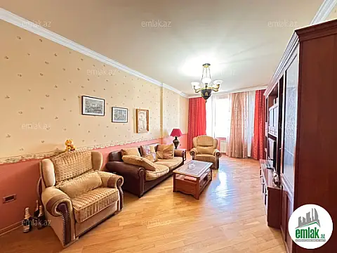 Satılır 4 otaqlı yeni tikili 240 m²
