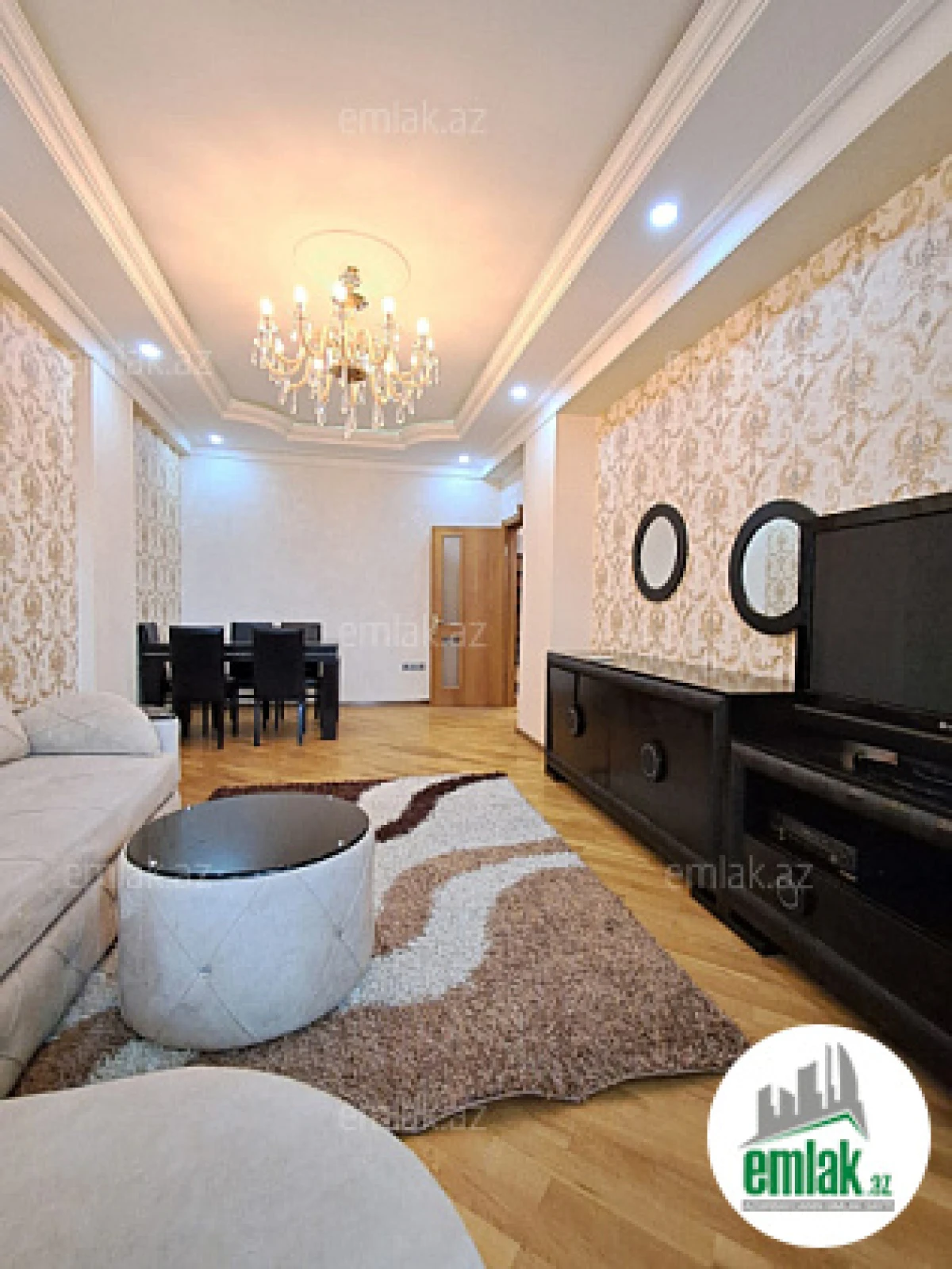 Satılır 3 otaqlı yeni tikili 130 m²