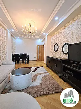 Satılır 3 otaqlı yeni tikili 130 m²