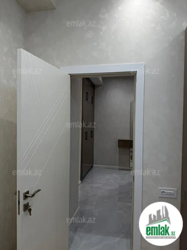 Satılır 2 otaqlı yeni tikili 83 m²