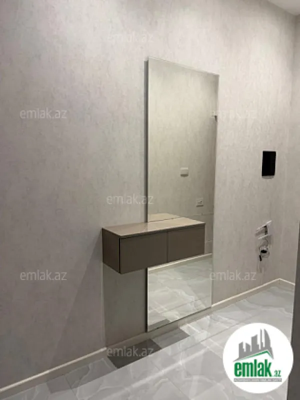 Satılır 2 otaqlı yeni tikili 83 m²