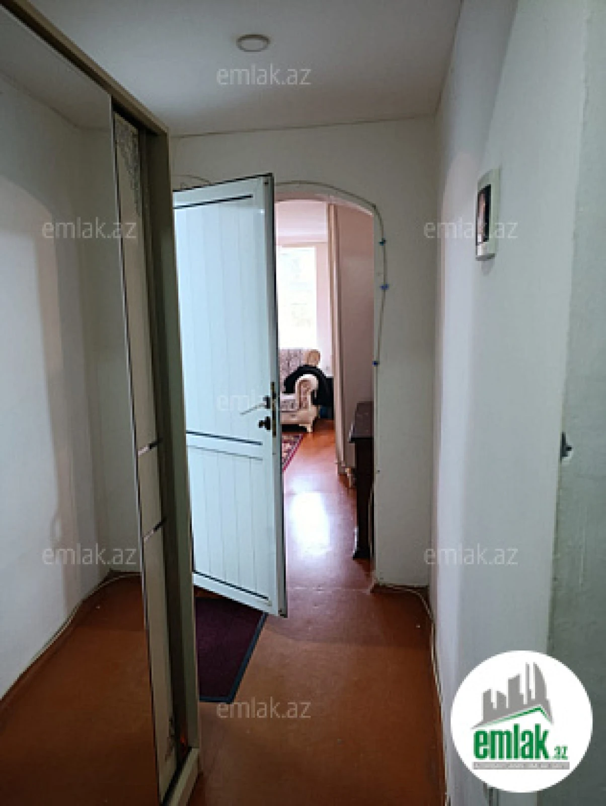 Satılır 2 otaqlı köhnə tikili 45 m²