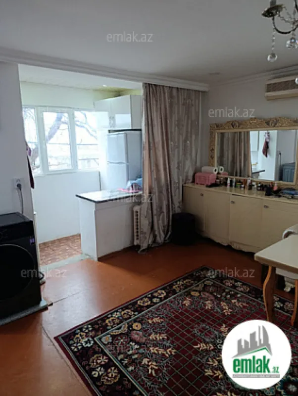 Satılır 2 otaqlı köhnə tikili 45 m²