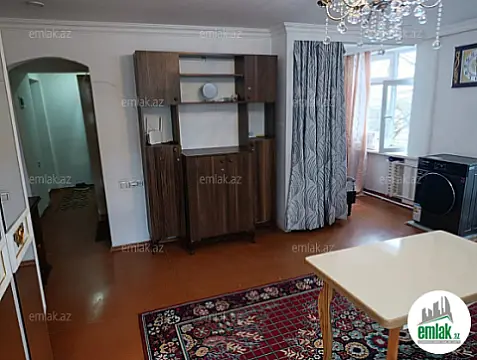 Satılır 2 otaqlı köhnə tikili 45 m²