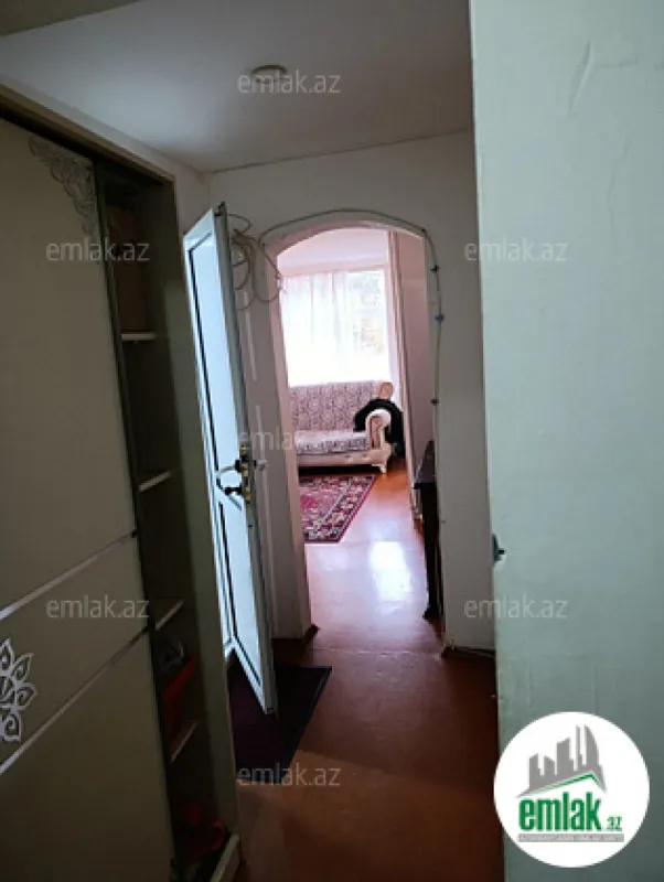 Satılır 2 otaqlı köhnə tikili 45 m²