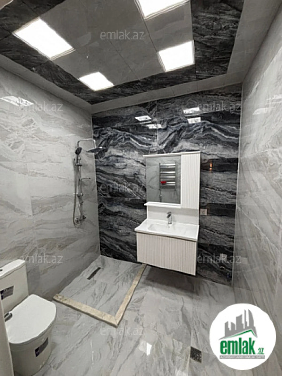 Satılır 3 otaqlı yeni tikili 85 m²