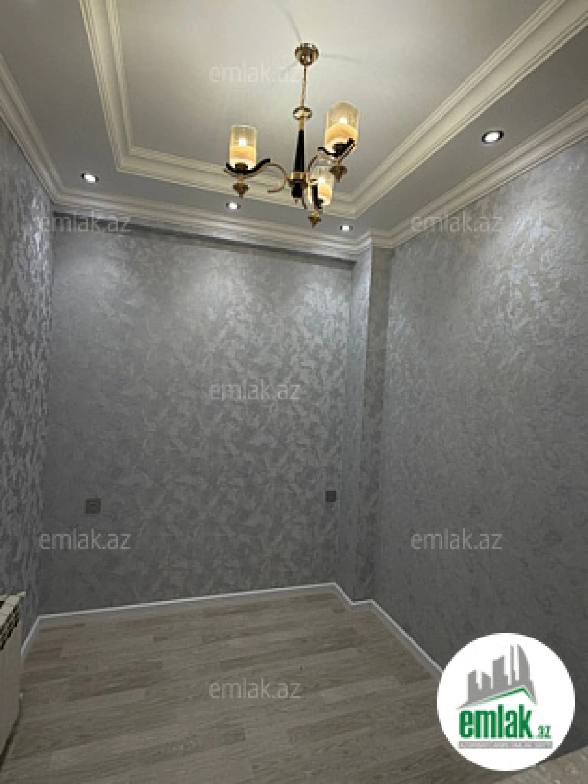 Satılır 3 otaqlı yeni tikili 85 m²