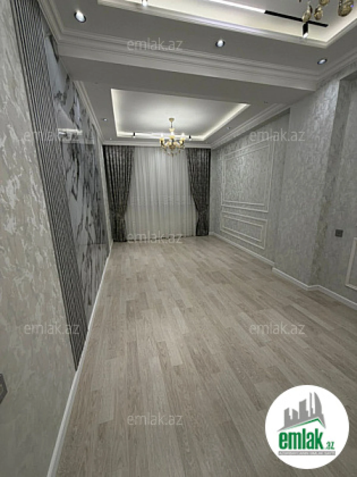 Satılır 3 otaqlı yeni tikili 85 m²