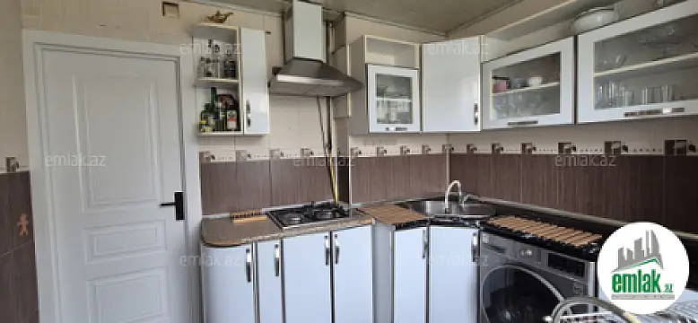 Satılır 3 otaqlı köhnə tikili 65 m²