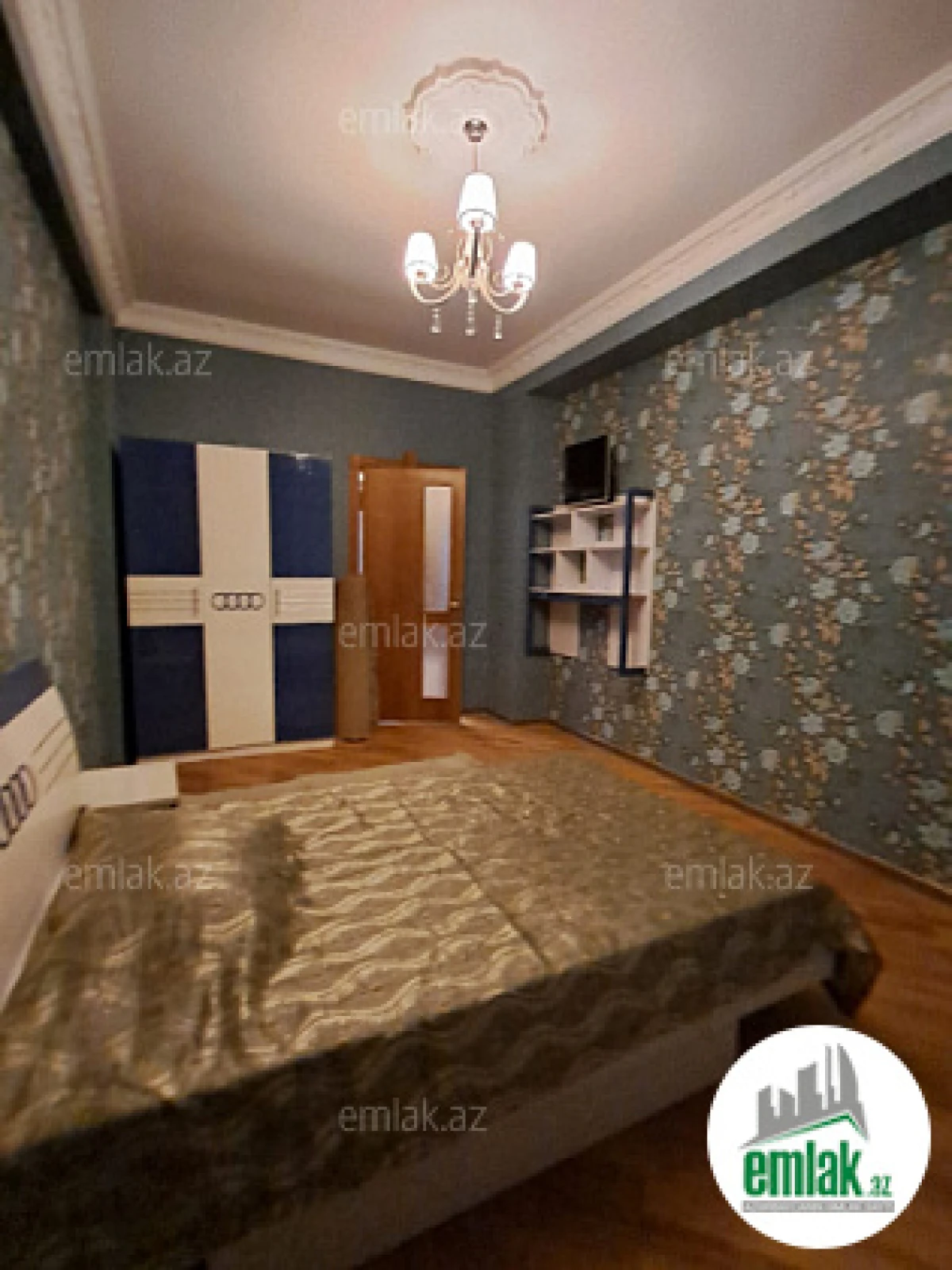 Satılır 3 otaqlı yeni tikili 130 m²