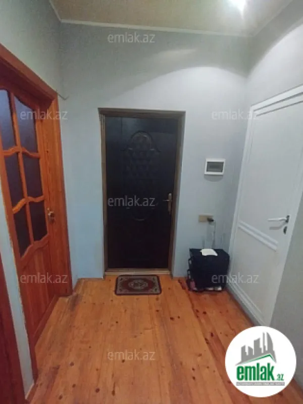 Satılır 3 otaqlı köhnə tikili 75 m²