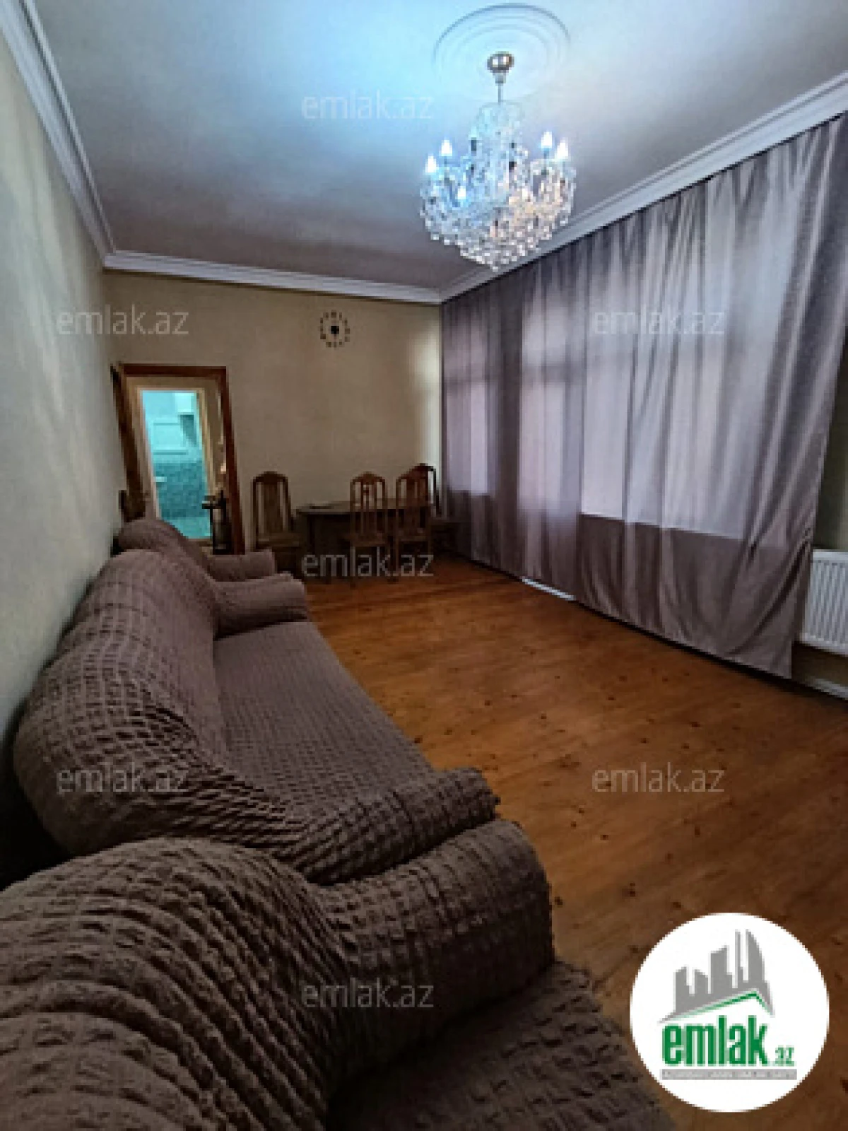 Satılır 3 otaqlı köhnə tikili 75 m²