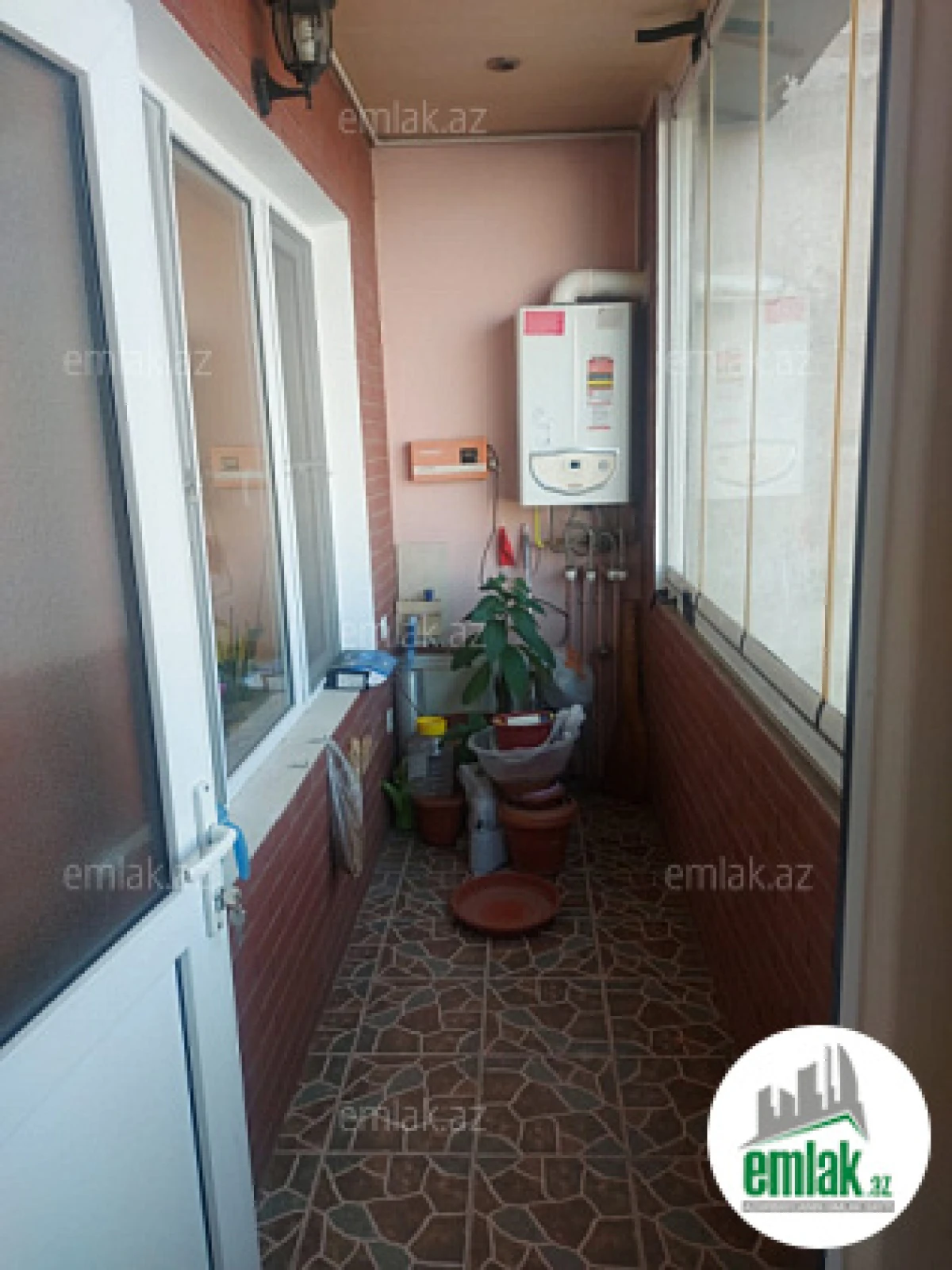 Satılır 3 otaqlı köhnə tikili 80 m²