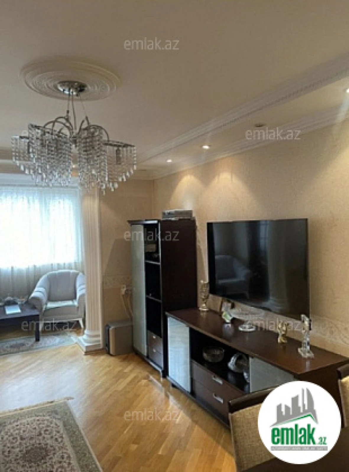 Satılır 3 otaqlı köhnə tikili 80 m²
