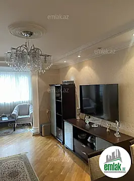 Satılır 3 otaqlı köhnə tikili 80 m²