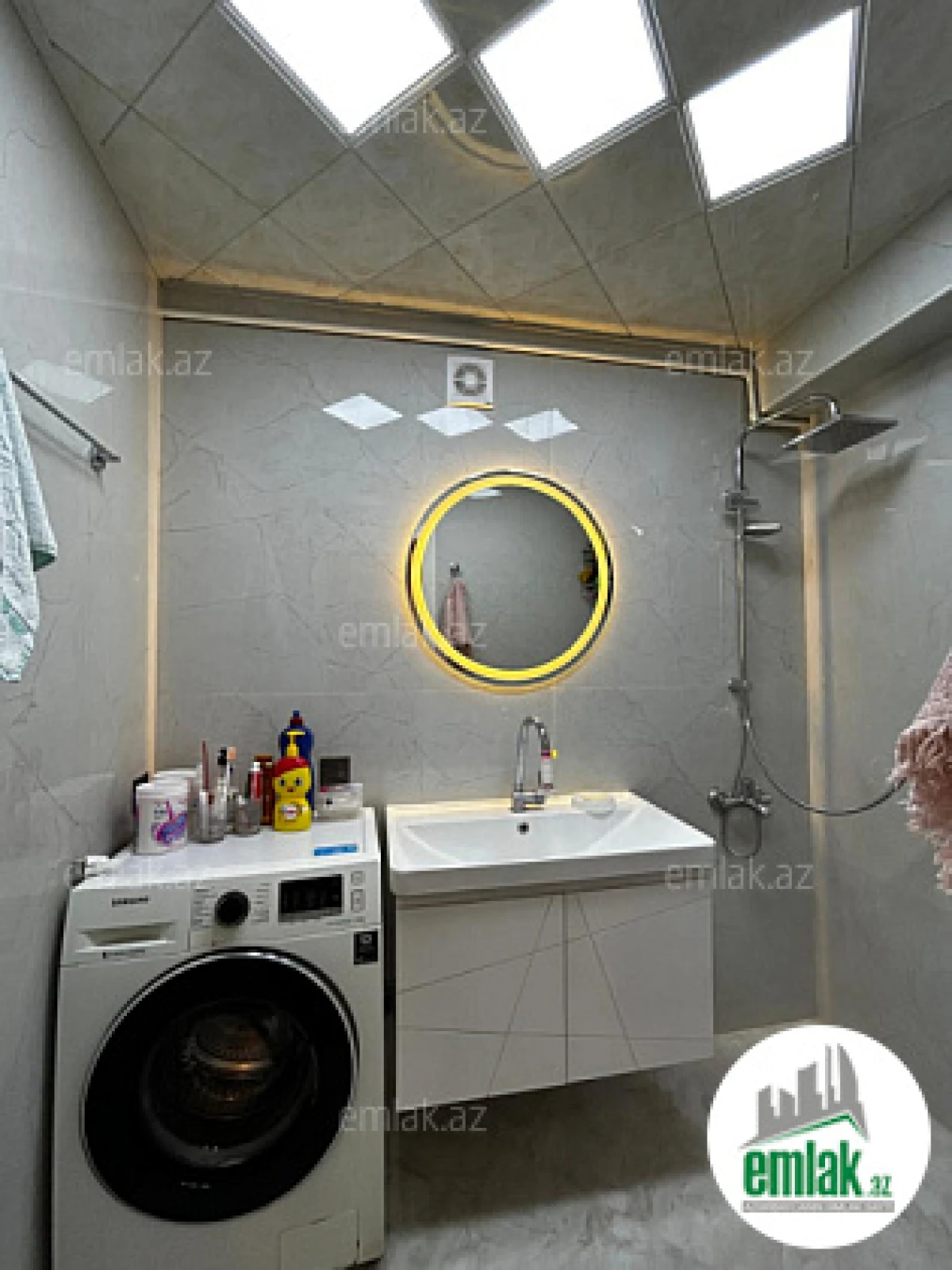 Satılır 3 otaqlı köhnə tikili 70 m²