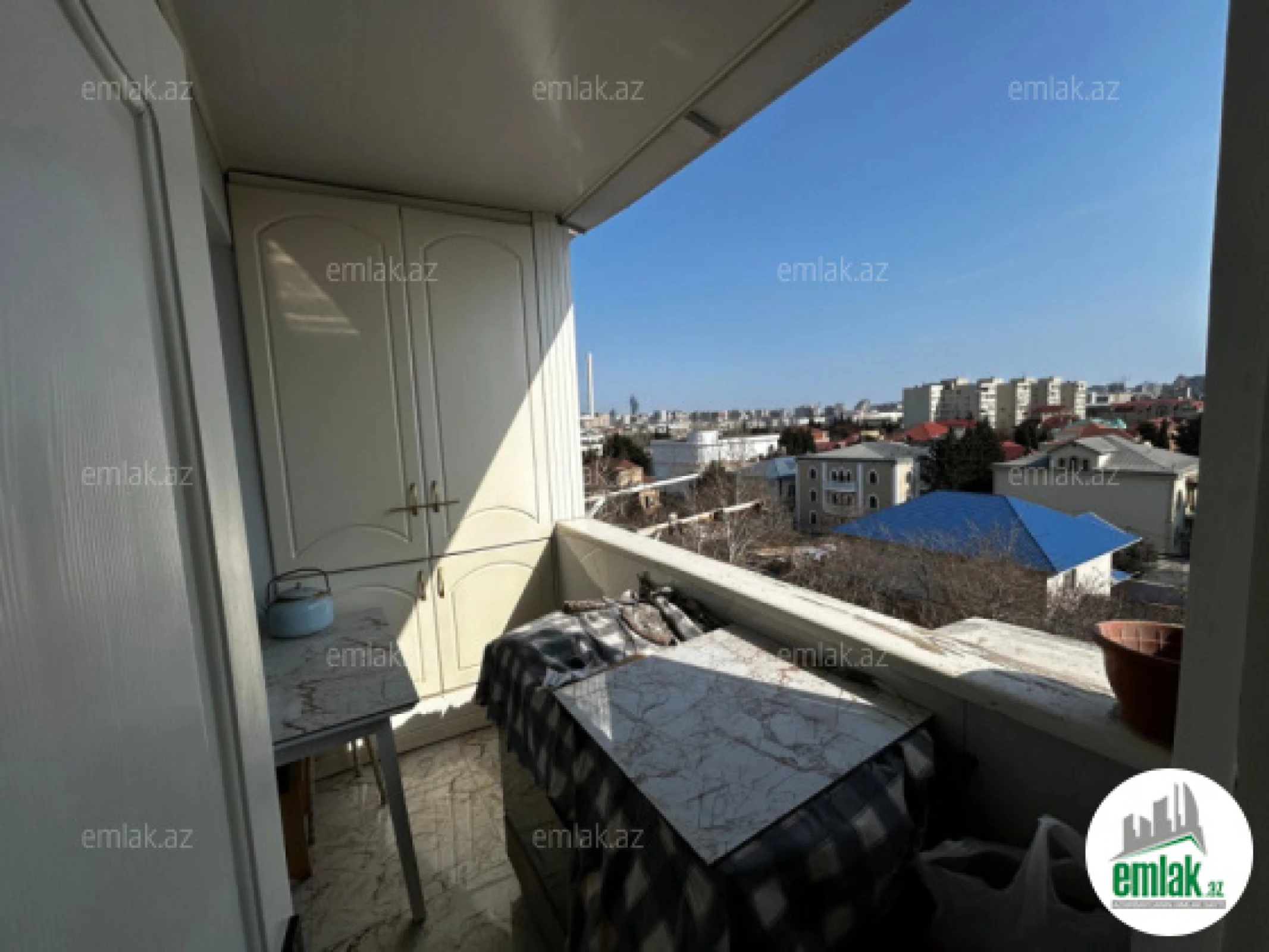 Satılır 3 otaqlı köhnə tikili 70 m²