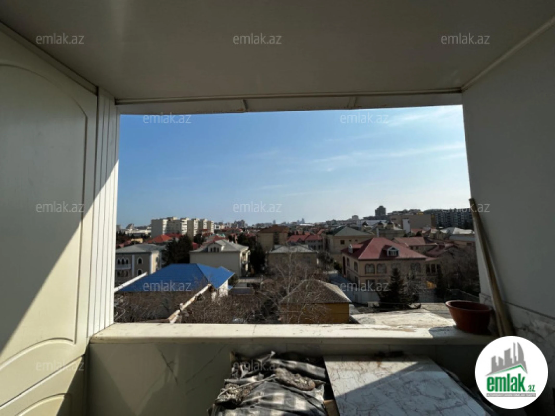 Satılır 3 otaqlı köhnə tikili 70 m²
