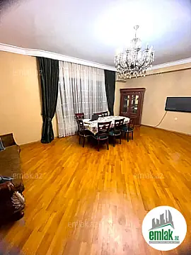 Satılır 4 otaqlı yeni tikili 210 m² — Bakı 4 otaq 210.00 m²