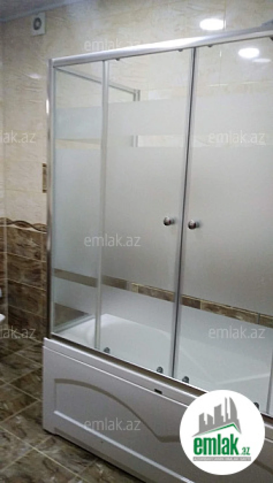 Satılır 5 otaqlı mənzil 195 m²