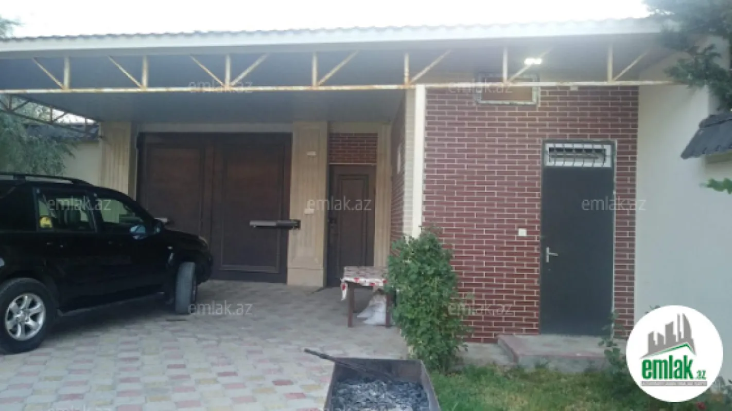 Satılır 5 otaqlı mənzil 195 m²