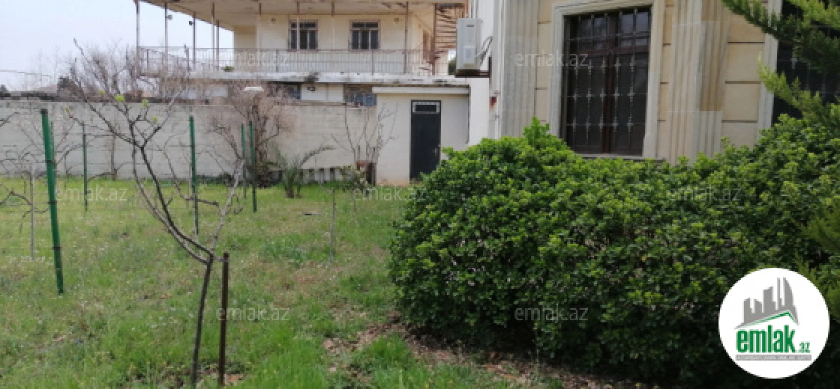 Satılır 5 otaqlı mənzil 195 m²