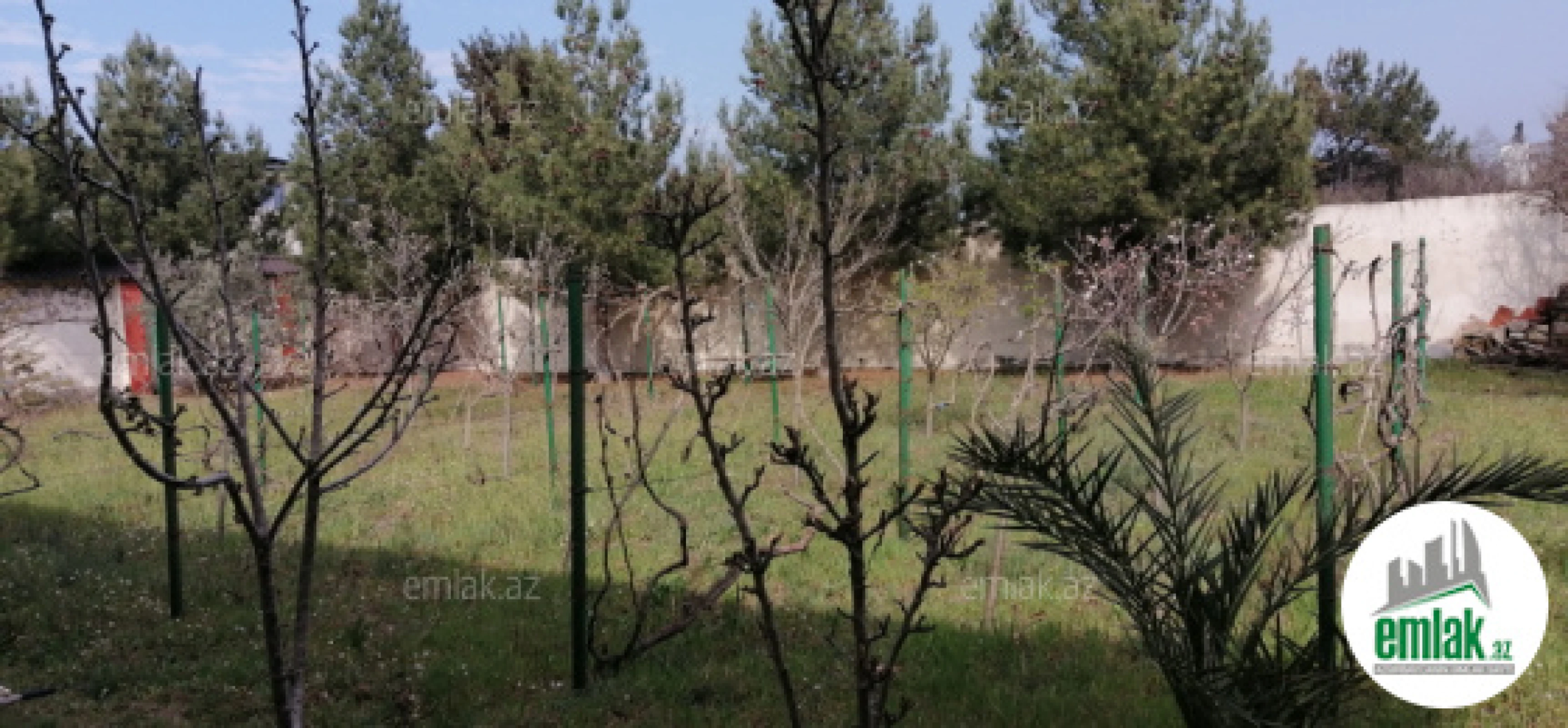 Satılır 5 otaqlı mənzil 195 m²