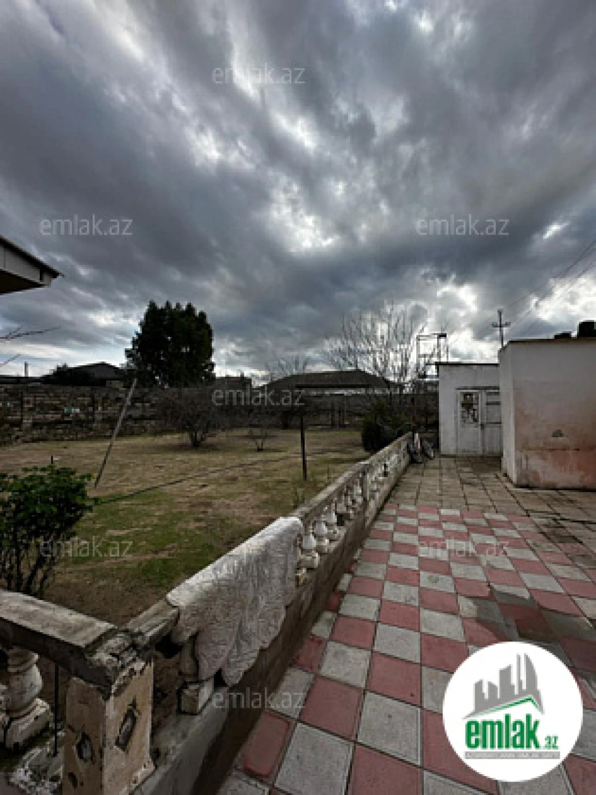 Satılır torpaq sahəsi 8 m²