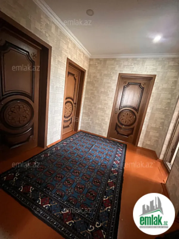 Satılır 3 otaqlı həyət evi 100 m²