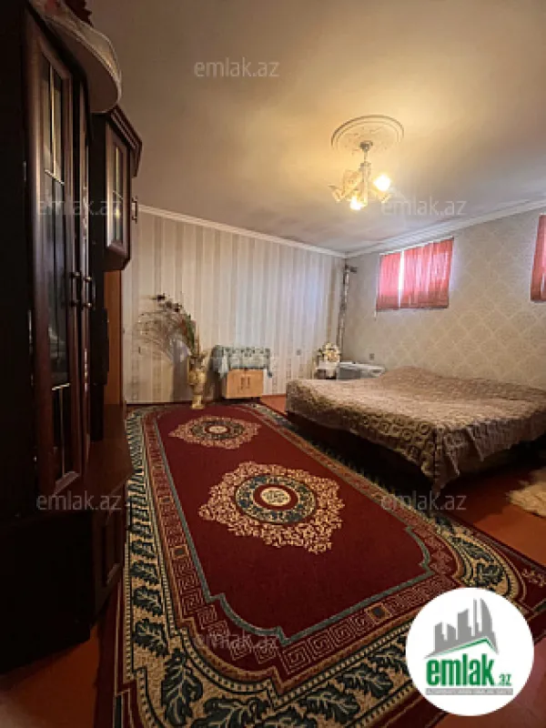Satılır 3 otaqlı həyət evi 100 m²