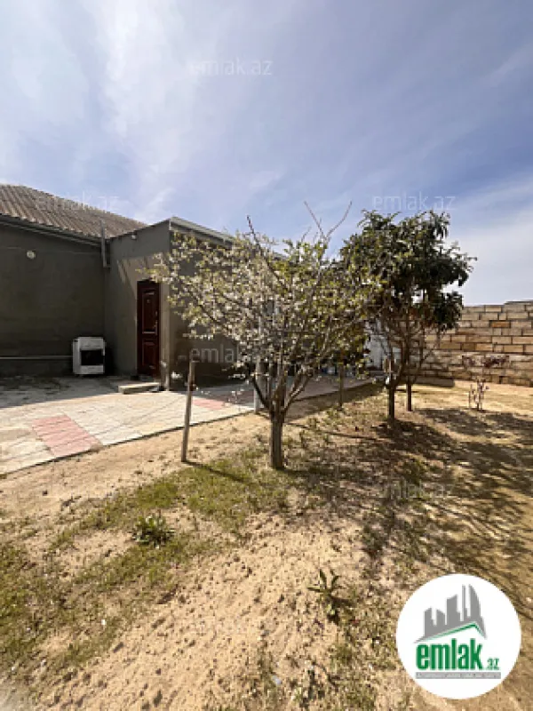 Satılır 3 otaqlı həyət evi 100 m²