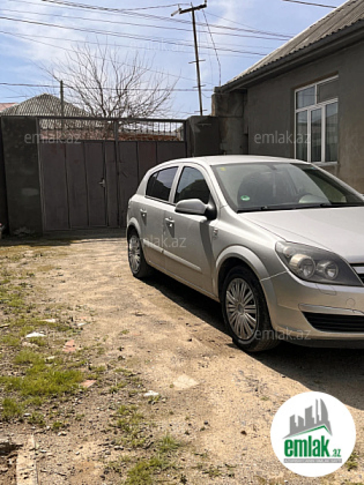 Satılır 3 otaqlı həyət evi 100 m²