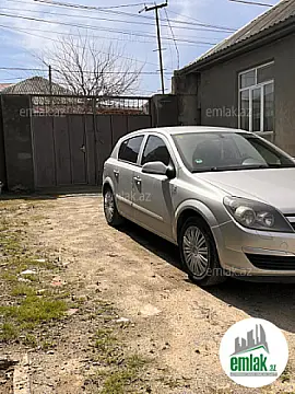 Satılır 3 otaqlı həyət evi 100 m²