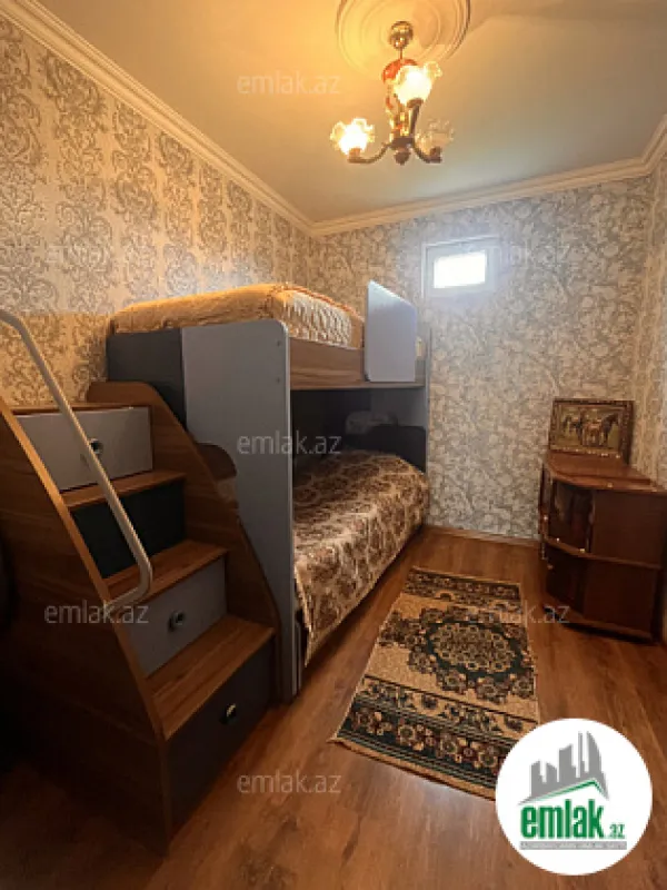 Satılır 3 otaqlı həyət evi 100 m²