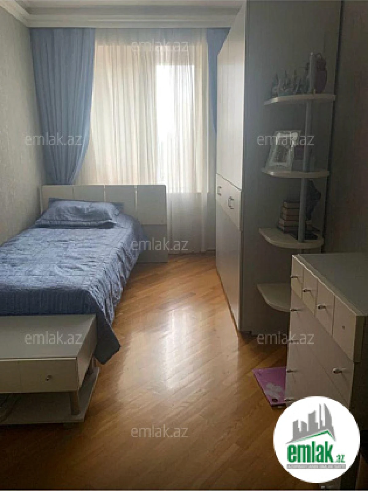 Satılır 3 otaqlı köhnə tikili 80 m²