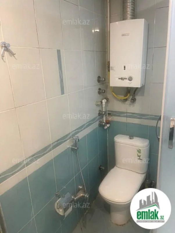 Satılır 3 otaqlı köhnə tikili 80 m²
