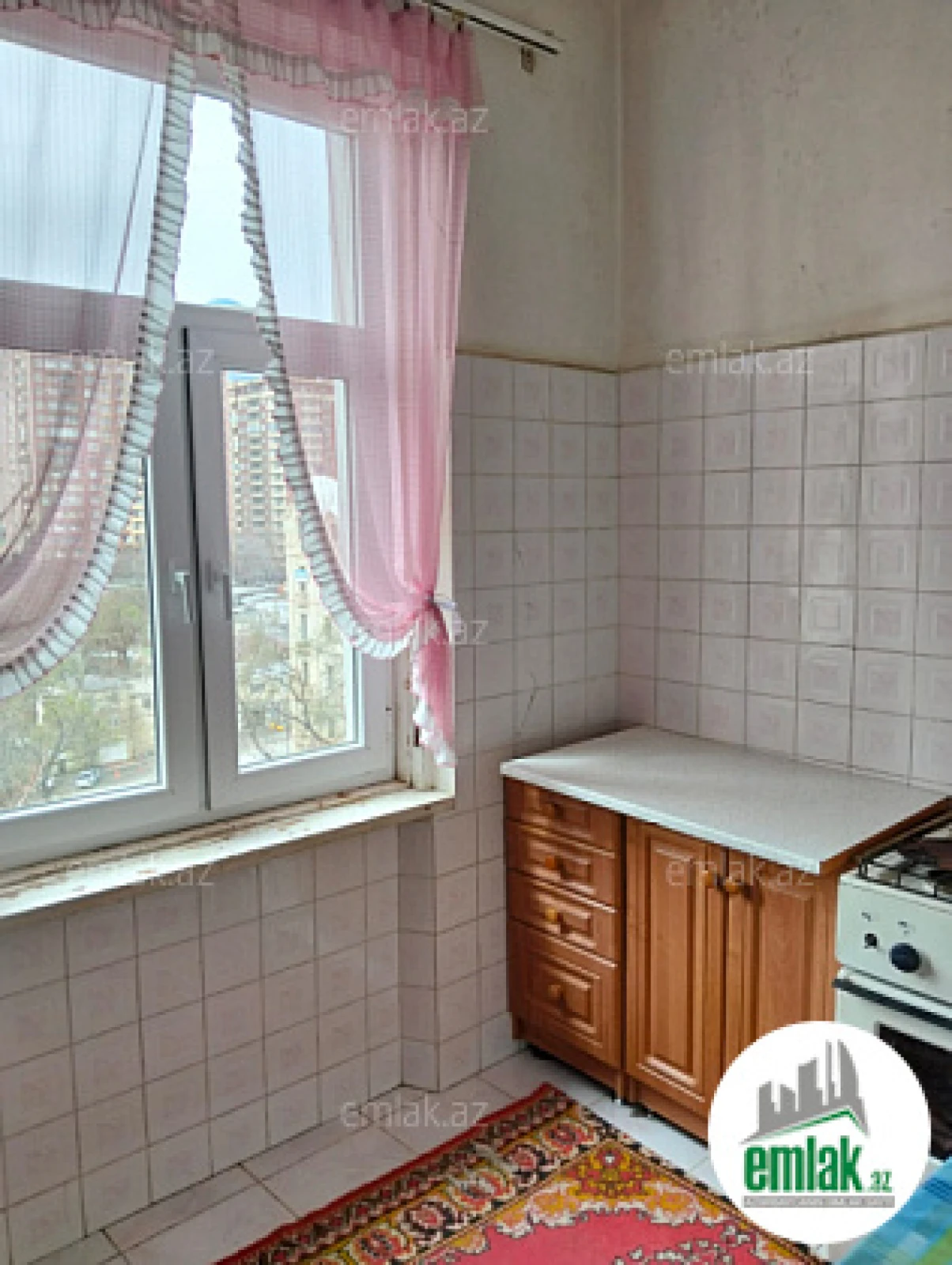 Satılır 2 otaqlı köhnə tikili 45 m²