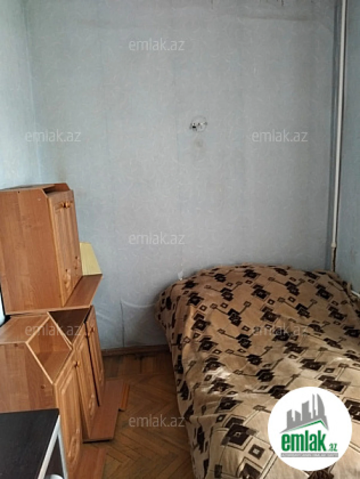 Satılır 2 otaqlı köhnə tikili 45 m²
