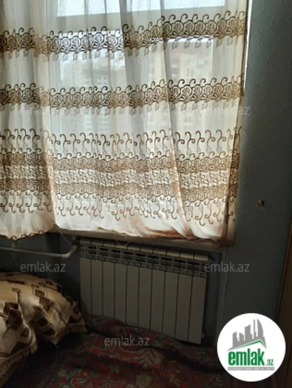 Satılır 2 otaqlı köhnə tikili 45 m²