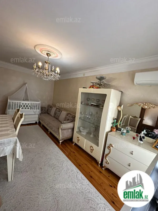 Satılır 3 otaqlı köhnə tikili 65 m²