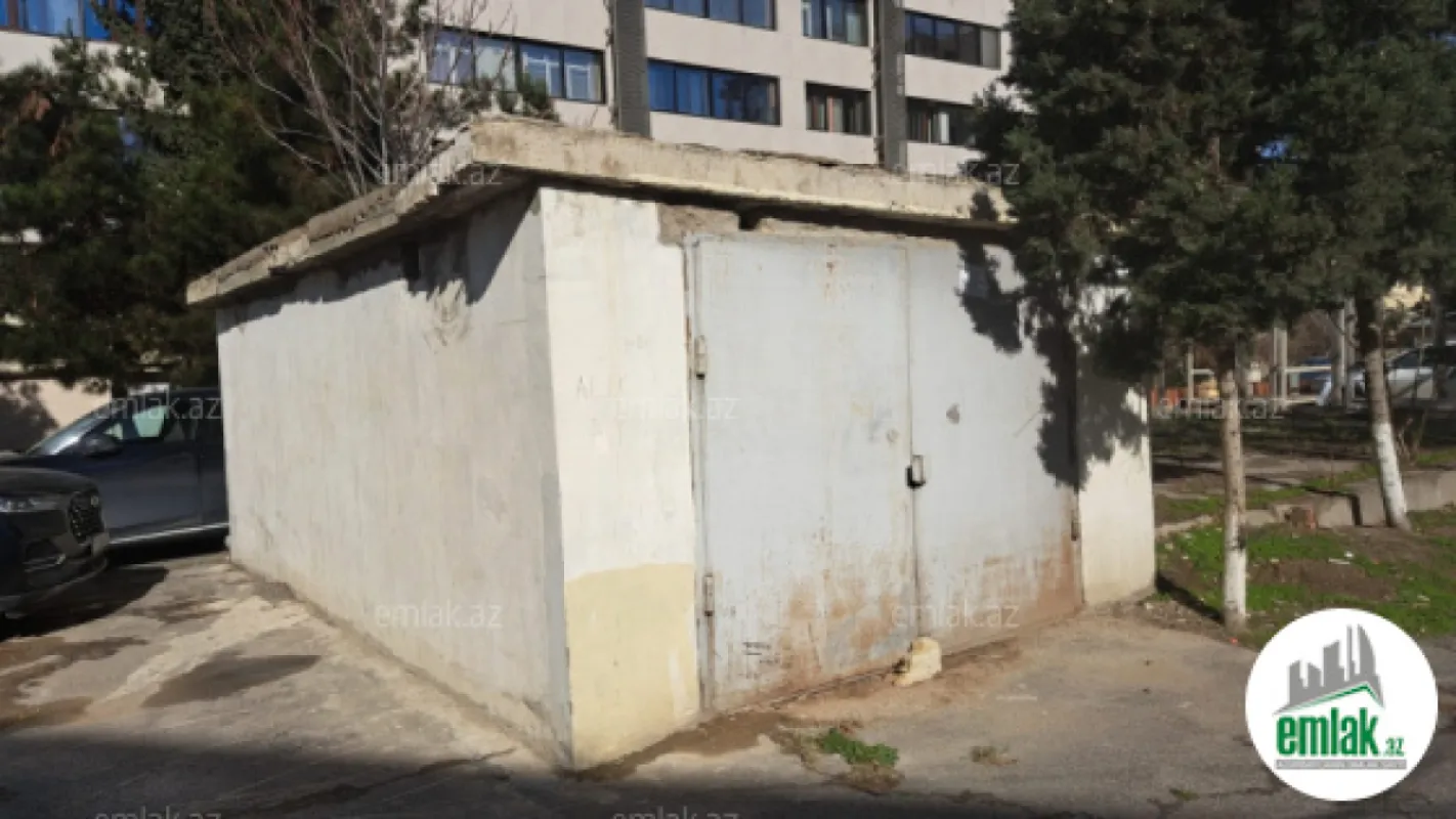 Satılır 2 otaqlı köhnə tikili 76 m²