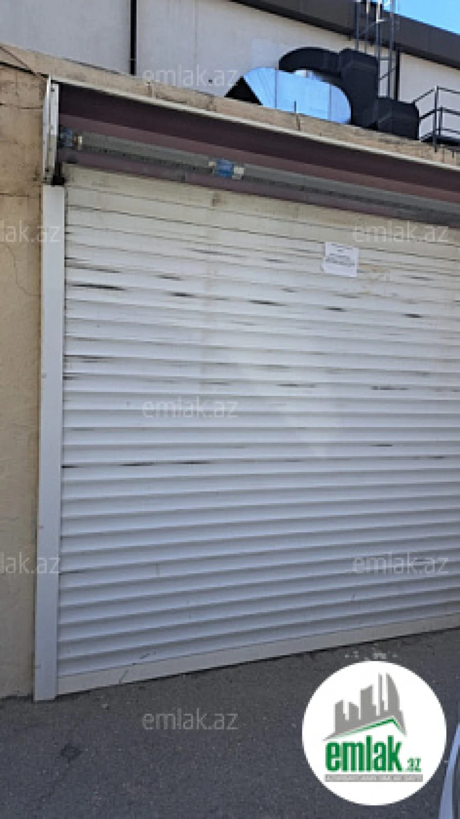 Satılır 2 otaqlı köhnə tikili 76 m²