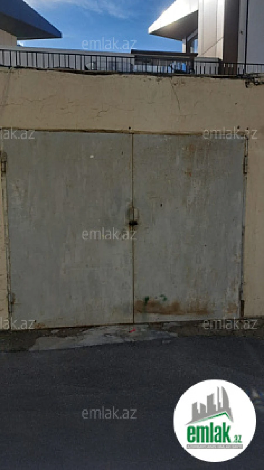 Satılır 2 otaqlı köhnə tikili 76 m²