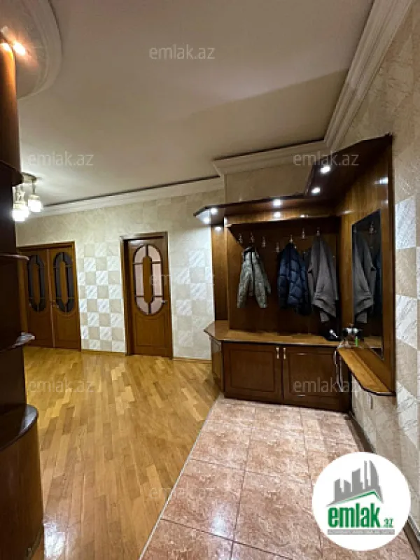 Satılır 4 otaqlı yeni tikili 172 m²